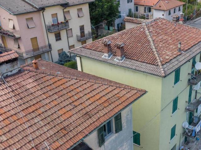 Casa indipendente in vendita a Ronco Scrivia GE