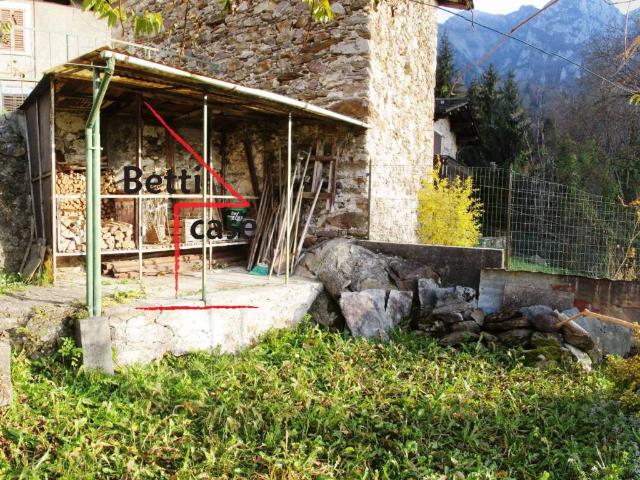 Casa indipendente in vendita a Roncobello BG