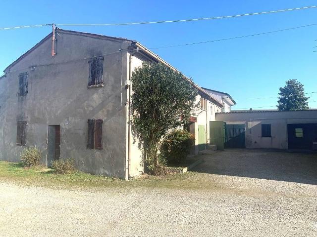 Casa indipendente in vendita a Roncoferraro MN