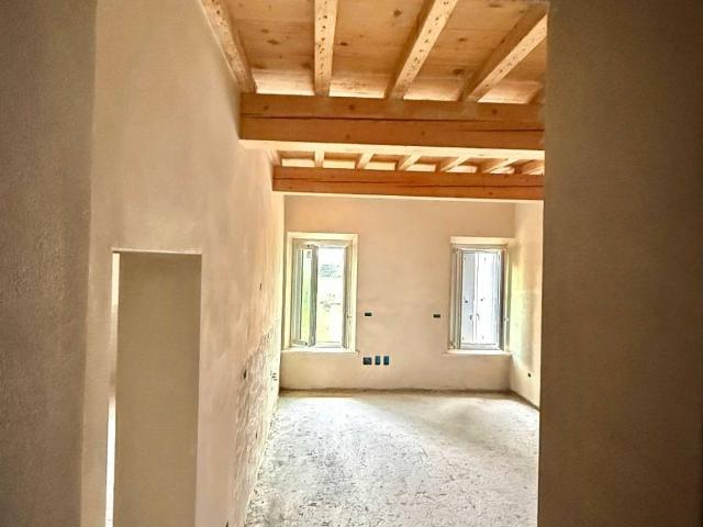 Casa indipendente in vendita a Roncoferraro MN