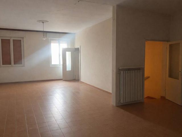 Casa indipendente in vendita a Roncoferraro MN
