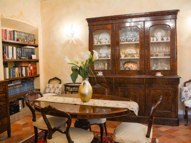 Casa indipendente in vendita a Ronciglione VT