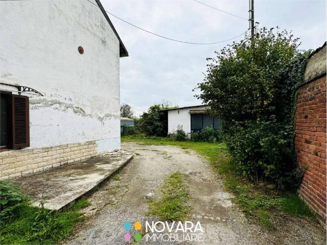 Casa indipendente in vendita a Ronsecco VC