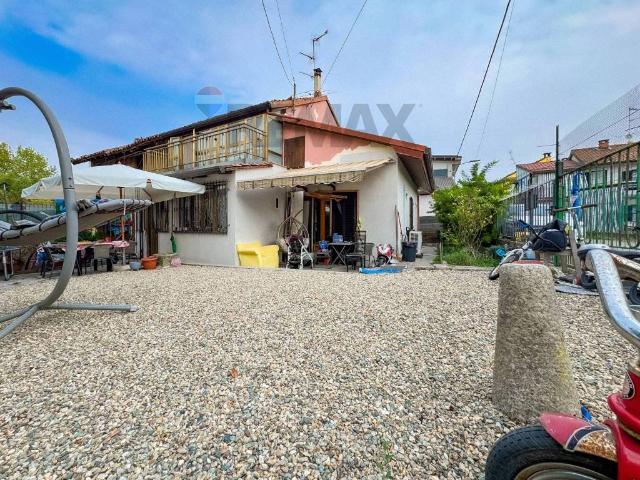 Casa indipendente in vendita a Ronsecco VC
