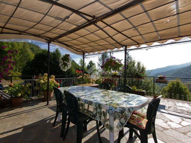 Casa indipendente in vendita a Rorà TO