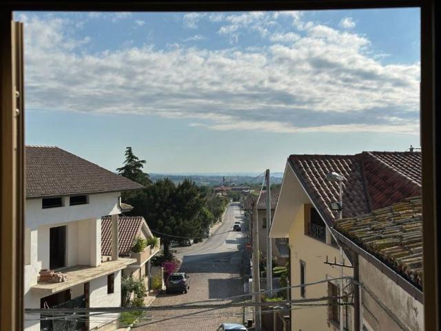 Casa indipendente in vendita a Rosciano PE