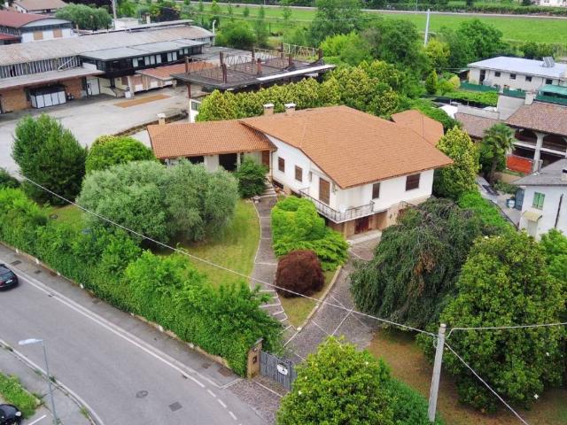 Villa in vendita a Rosà VI