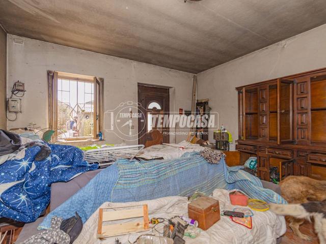 Casa indipendente in vendita a Rosasco