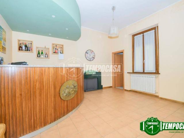 Casa indipendente in vendita a Rosate MI