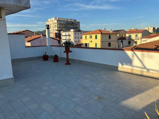 Casa indipendente in vendita a Rosignano Marittimo LI