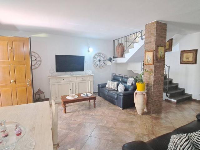 Casa indipendente in vendita a Rosignano Marittimo LI