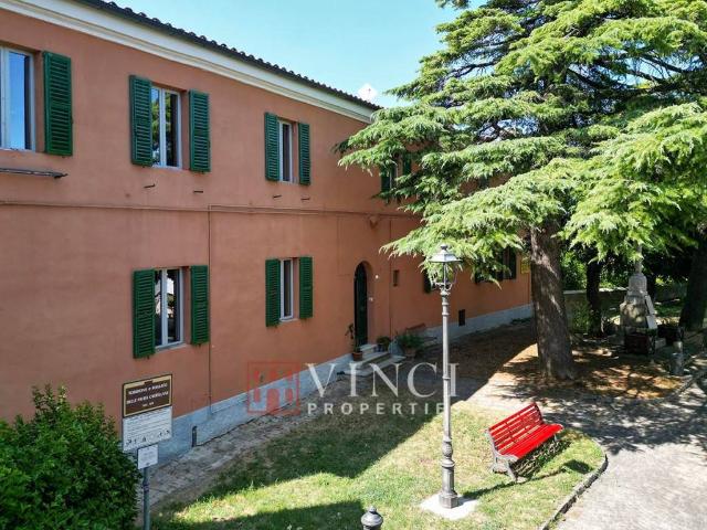 Casa indipendente in vendita a Rosora AN