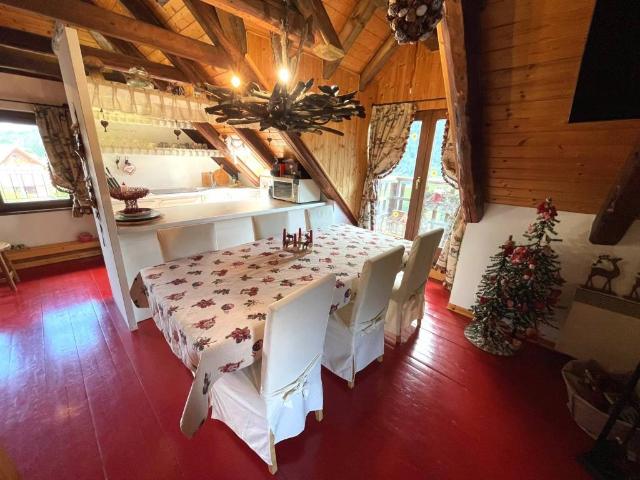 Casa indipendente in vendita a Ravascletto UD