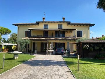 Casa indipendente in vendita a Ravenna RA