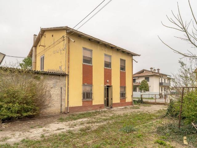 Casa indipendente in vendita a Ravenna RA