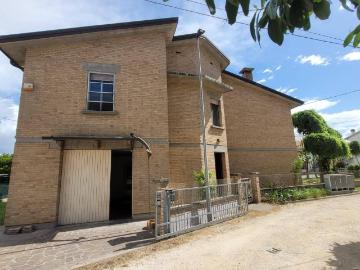 Casa indipendente in vendita a Ravenna RA