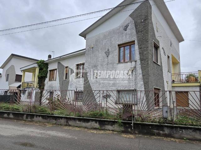 Casa indipendente in vendita a Racconigi CN