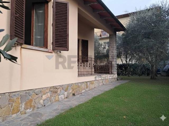 Casa indipendente in vendita a Radda in Chianti SI