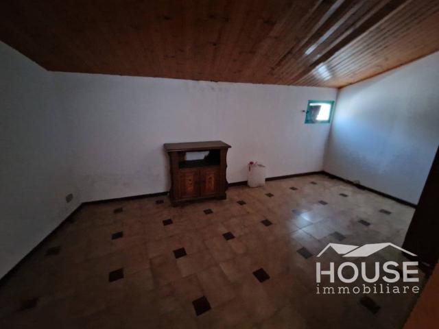 Casa indipendente in vendita a Ragalna CT