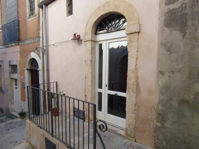 Casa indipendente in vendita a Ragusa RG