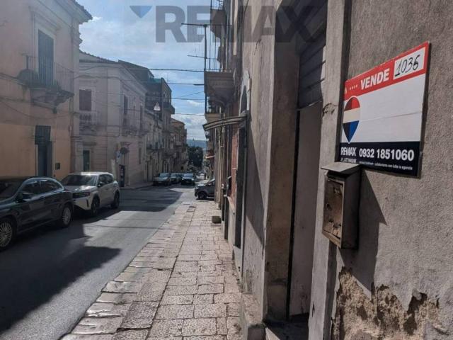 Casa indipendente in vendita a Ragusa RG