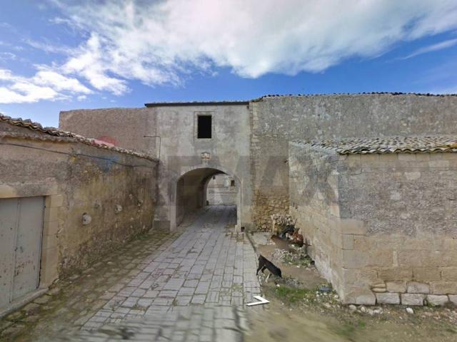 Casa indipendente in vendita a Ragusa RG
