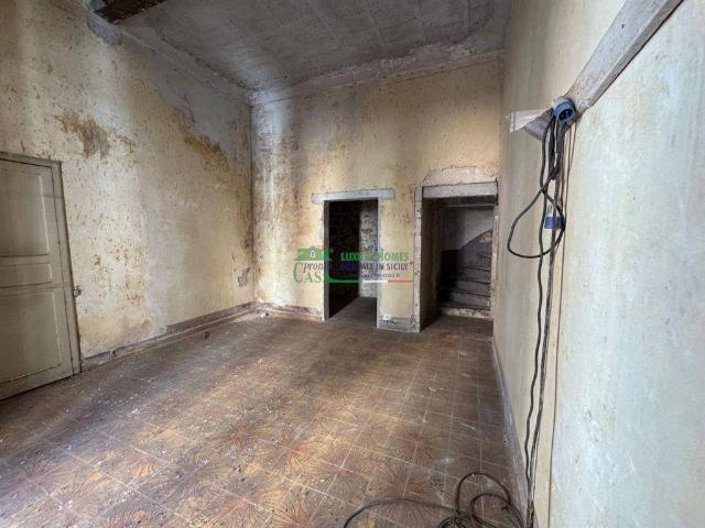 Casa indipendente in vendita a Ragusa RG