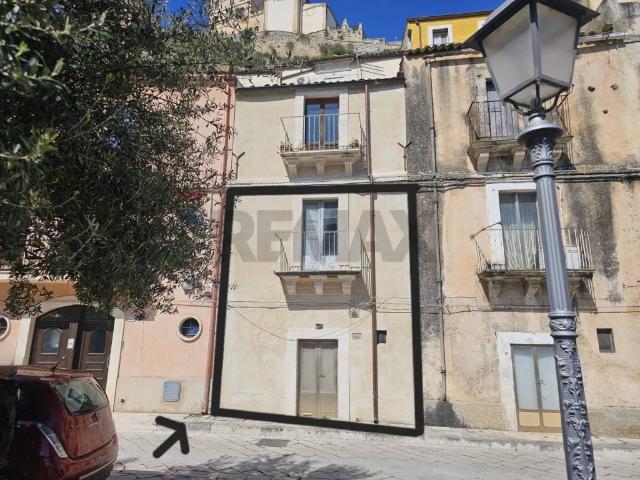 Casa indipendente in vendita a Ragusa RG