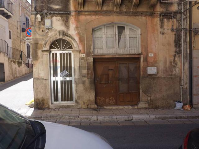 Casa indipendente in vendita a Ragusa RG