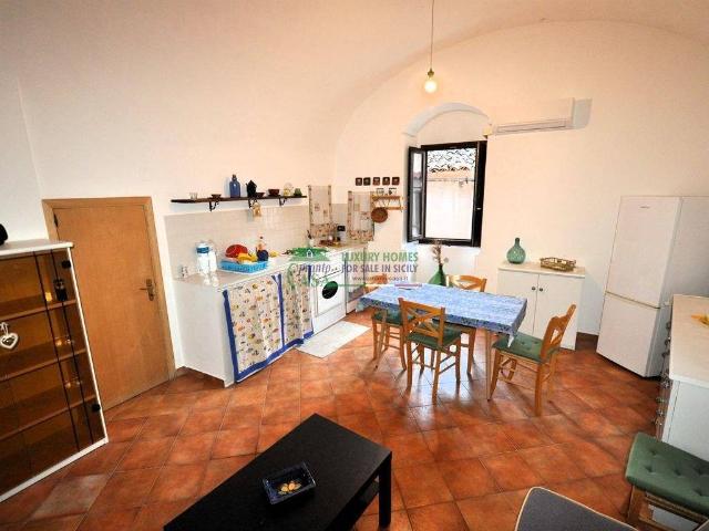 Casa indipendente in vendita a Ragusa RG