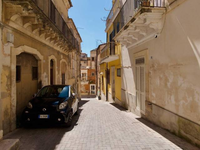 Casa indipendente in vendita a Ragusa RG