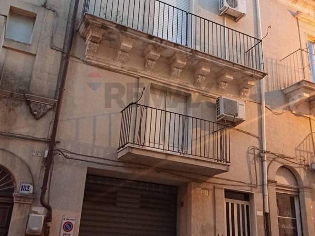 Casa indipendente in vendita a Ragusa RG