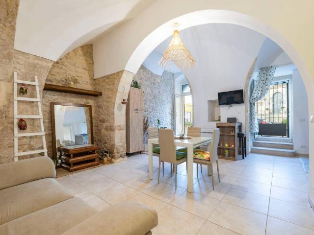 Casa indipendente in vendita a Ragusa RG
