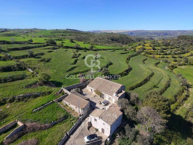 Casa indipendente in vendita a Ragusa RG