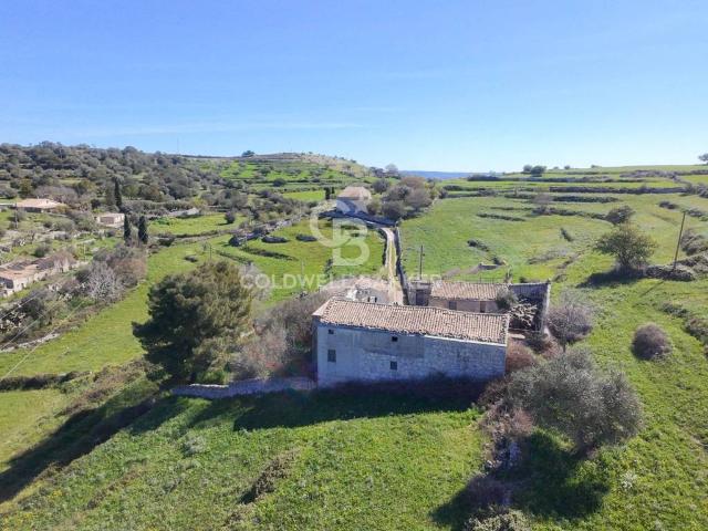Casa indipendente in vendita a Ragusa RG