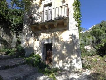 Casa indipendente in vendita a Ragusa RG