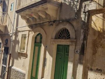 Casa indipendente in vendita a Ragusa RG