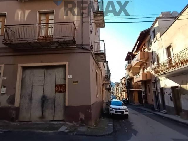 Casa indipendente in vendita a Ramacca CT