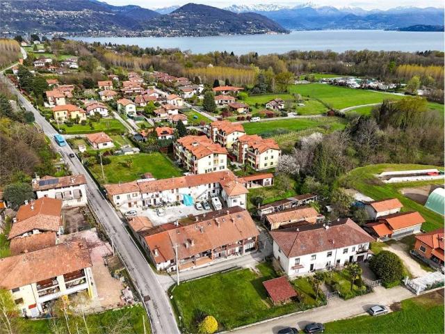 Casa indipendente in vendita a Ranco VA