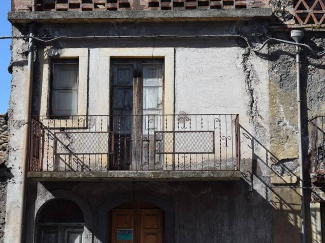 Casa indipendente in vendita a Randazzo CT