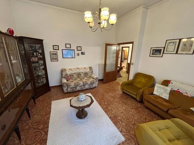 Casa indipendente in vendita a Rapolano Terme SI