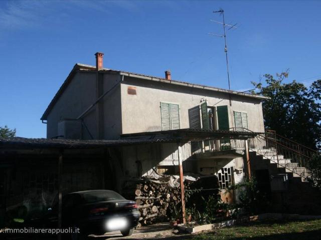 Casa indipendente in vendita a Rapolano Terme SI