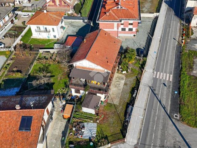 Casa indipendente in vendita a Revello CN