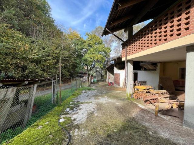 Casa indipendente in vendita a Revello CN