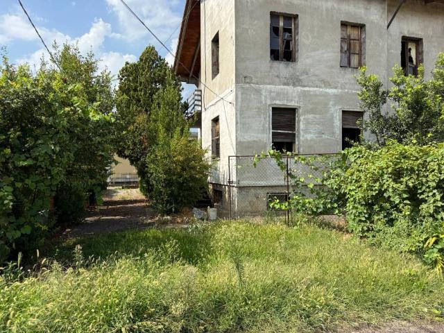 Casa indipendente in vendita a Rezzato BS