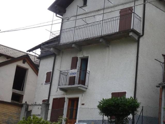 Casa indipendente in vendita a Re VB