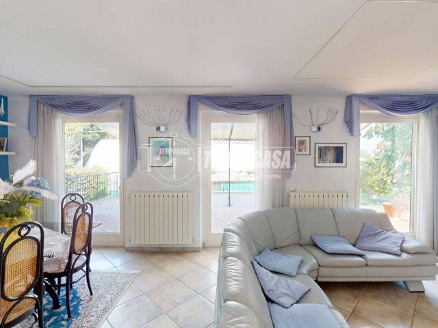 Casa indipendente in vendita a Recanati MC