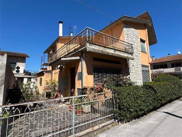 Casa indipendente in vendita a Recanati MC