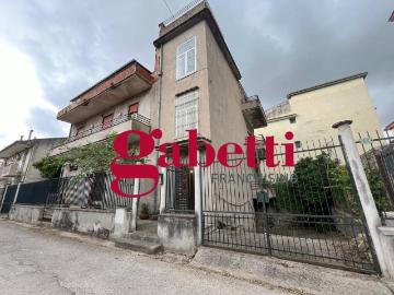 Casa indipendente in vendita a Recale CE