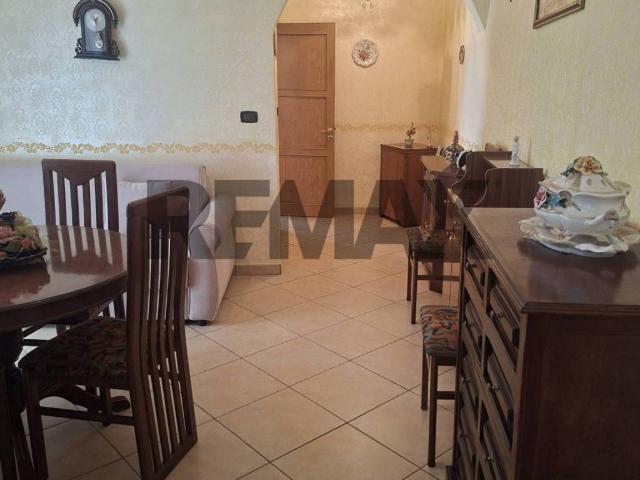 Casa indipendente in vendita a Regalbuto EN
